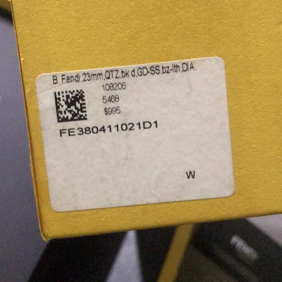 Fendi Watch for Women - Picture 6 of 6